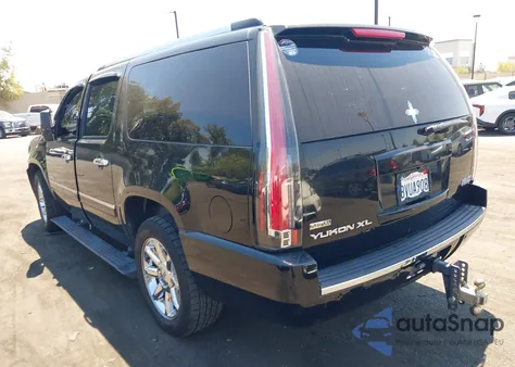 2011 GMC Yukon Xl Denali from USA, damaged, VIN 1GKS1MEFXBR333058